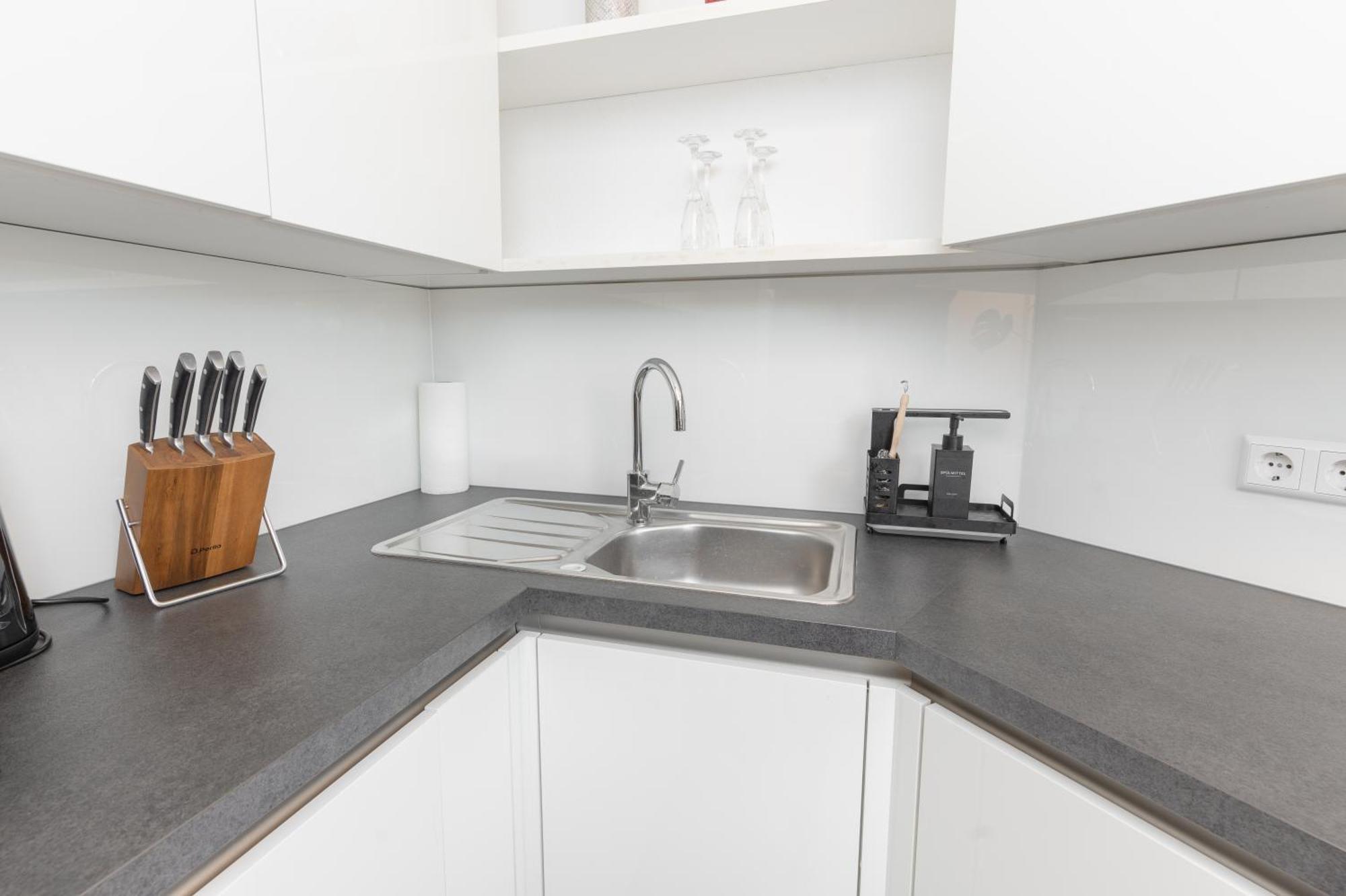 Untersee-Suite Istayunixi Seenaehe-Terrasse-Workspace-Netflix-Parkplatz Radolfzell am Bodensee Exterior foto