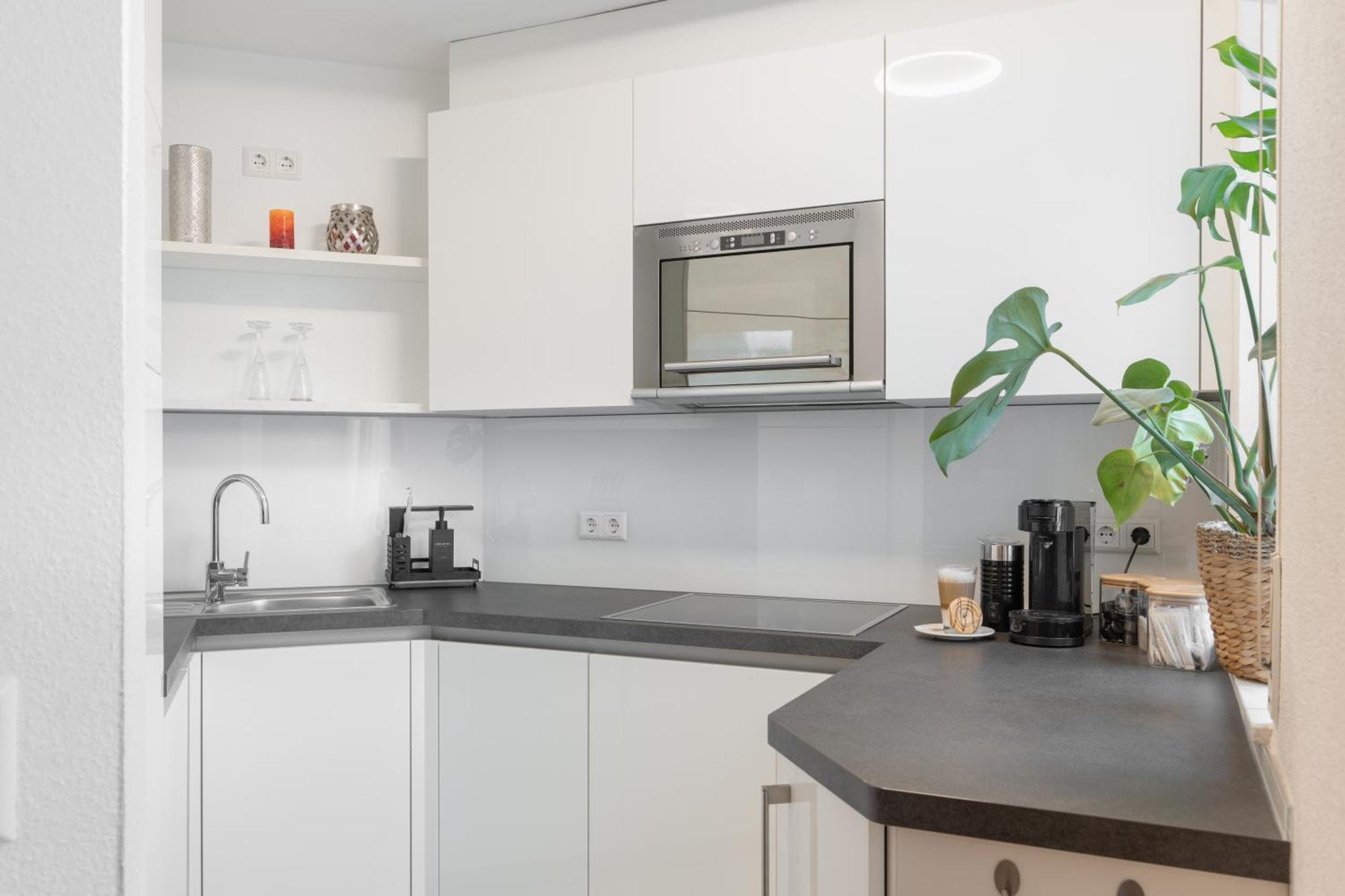 Untersee-Suite Istayunixi Seenaehe-Terrasse-Workspace-Netflix-Parkplatz Radolfzell am Bodensee Exterior foto